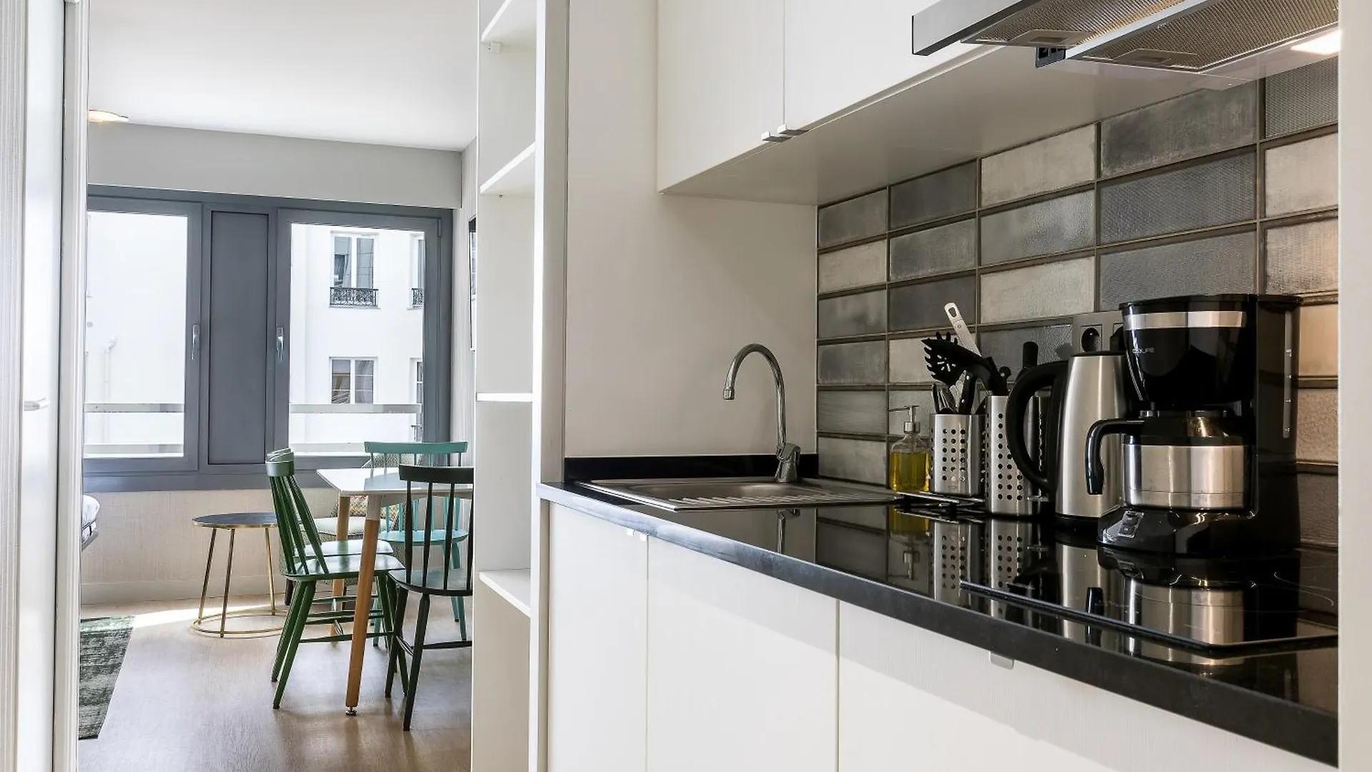 Aparthotel Cadet Residence Paris